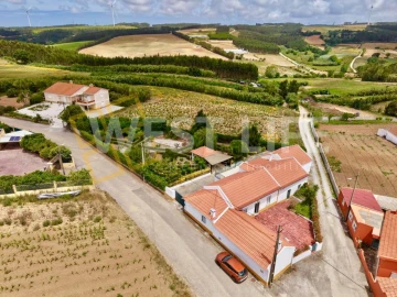 Moradia T2 para Venda em Lourinhã e Atalaia