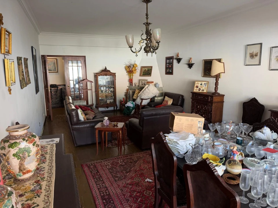 Apartamento T4 para Venda em Carcavelos e Parede Foto 3