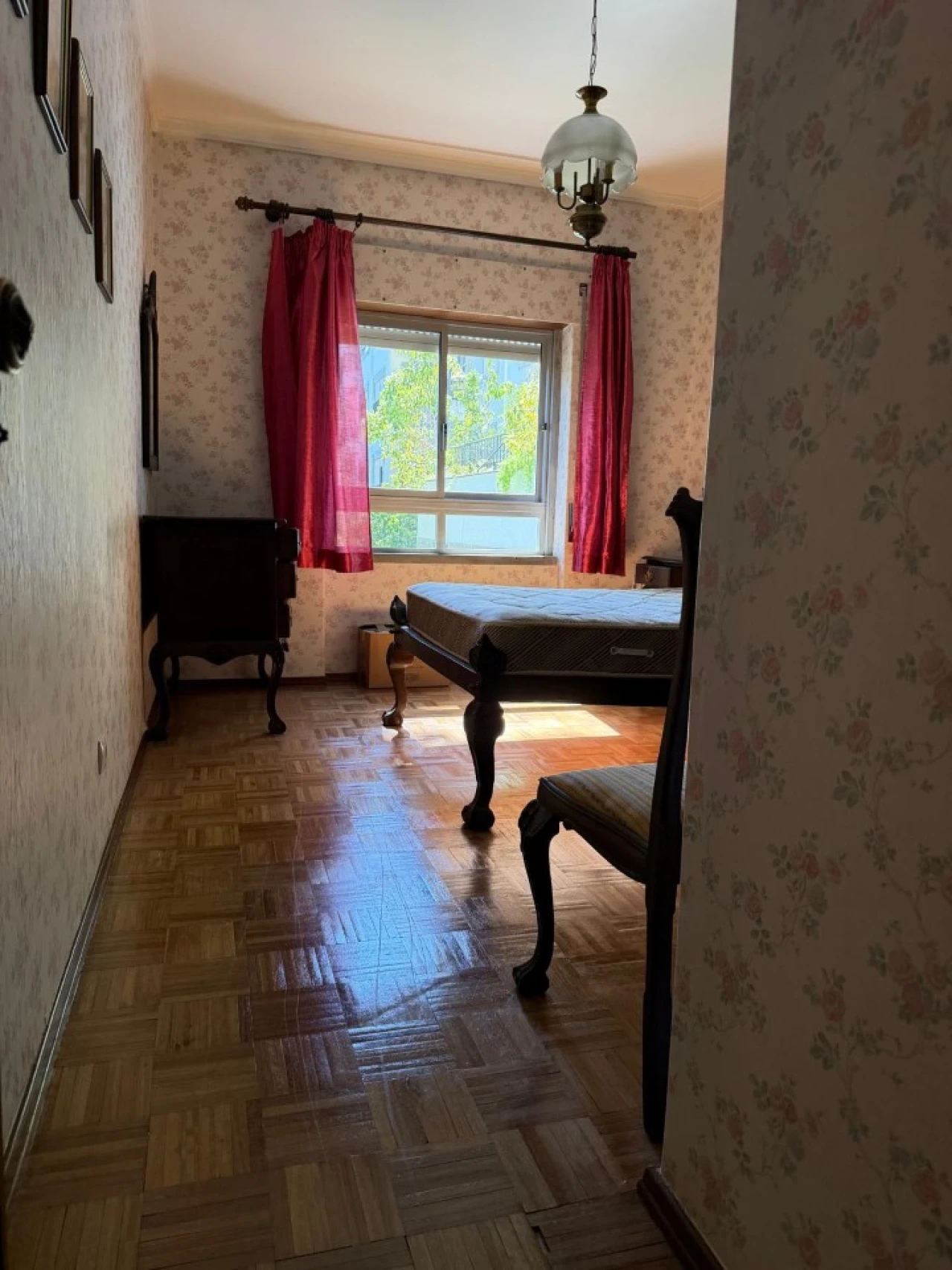 Apartamento T4 para Venda em Carcavelos e Parede Foto 13