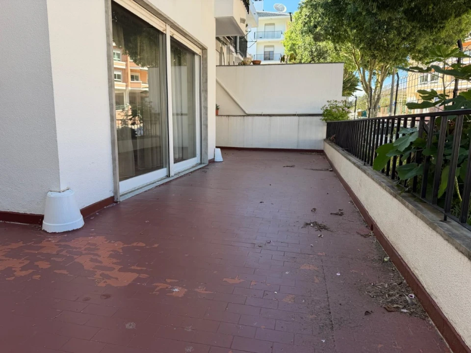 Apartamento T4 para Venda em Carcavelos e Parede Foto 18