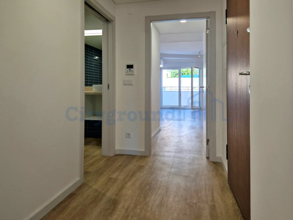 Apartamento T2 para Arrendamento em Penha de França Foto 8