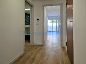Apartamento T2 para Arrendamento em Penha de França