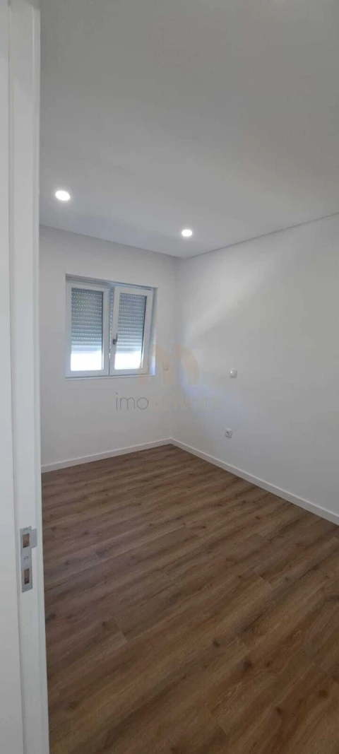 Apartamento T1 para Venda em Caldas de Vizela (São Miguel e São João)