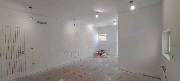 Apartamento T1 para Venda em Caldas de Vizela (São Miguel e São João)