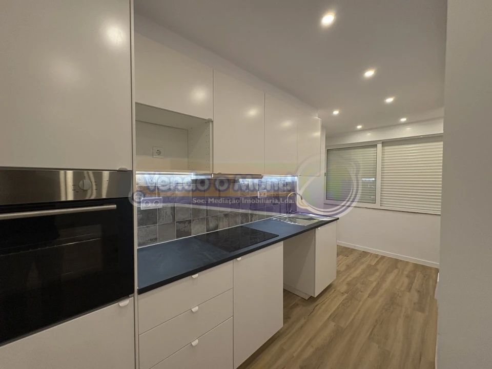 Apartamento T1 para Venda em Odivelas Foto 15