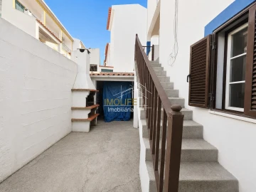 Moradia T3 para Venda em Mora