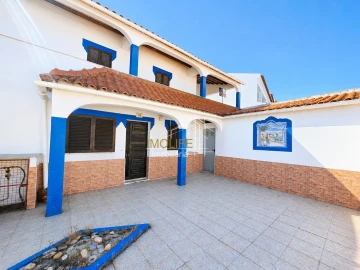 Moradia T3 para Venda em Mora