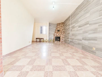 Moradia T3 para Venda em Mora