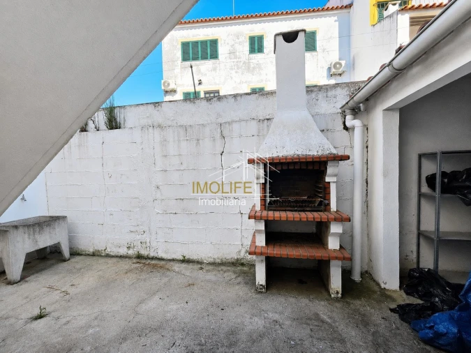 Moradia T3 para Venda em Mora Foto 10