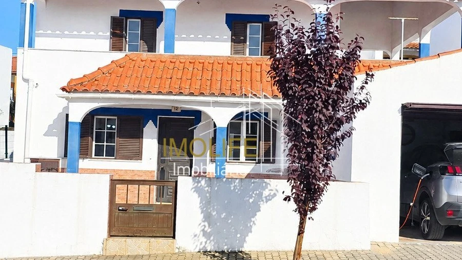 Moradia T3 para Venda em Mora