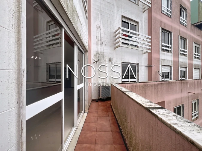 Apartamento T2 para Venda em Rio de Mouro Foto 14