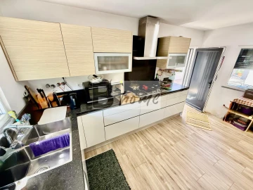 Moradia T3 para Venda em Charneca de Caparica e Sobreda