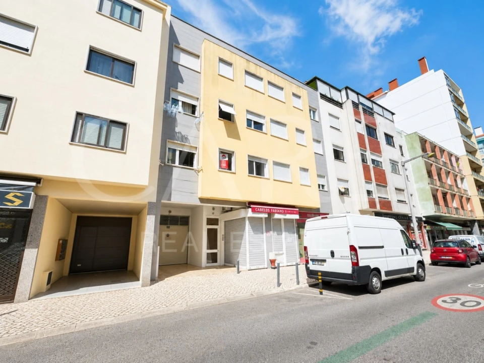 Apartamento T2 para Venda em Benfica Foto 20