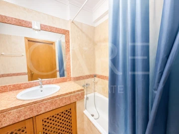 Apartamento T2 para Venda em Benfica
