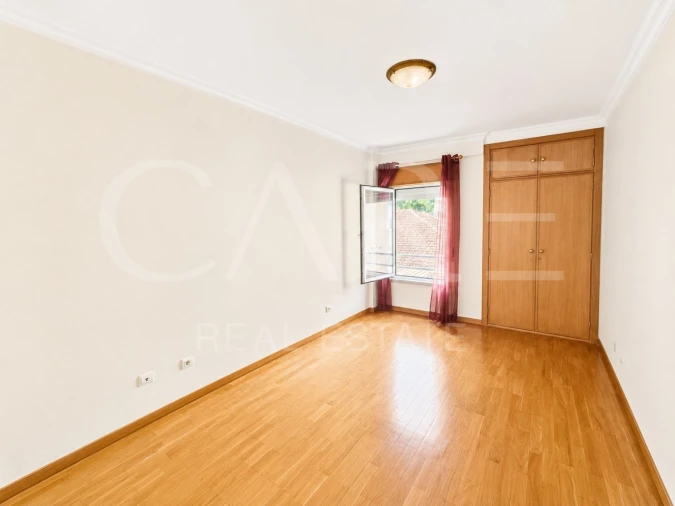 Apartamento T2 para Venda em Benfica Foto 12