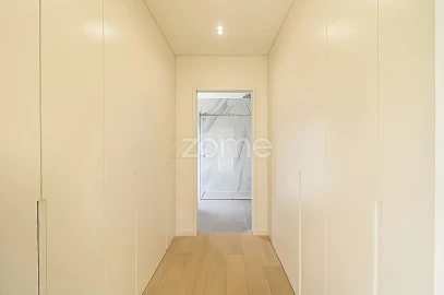 Moradia T6 para Venda em Anta e Guetim