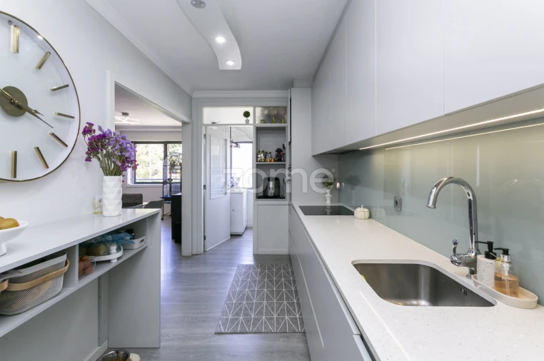 Apartamento T3 para Arrendamento em Nogueira e Silva Escura Foto 12