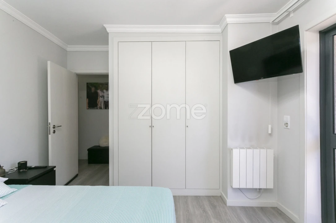 Apartamento T3 para Arrendamento em Nogueira e Silva Escura Foto 31