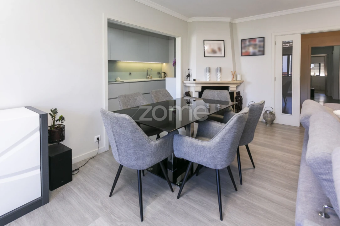 Apartamento T3 para Arrendamento em Nogueira e Silva Escura Foto 7