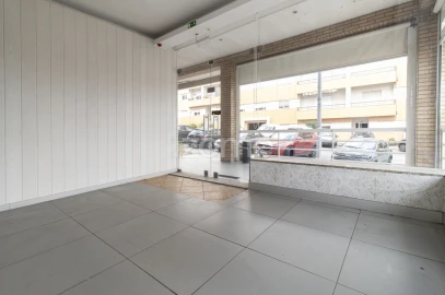 Negócio para Venda em Pousada de Saramagos