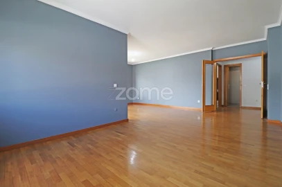 Apartamento T2 para Arrendamento em Custóias, Leça do Balio e Guifões