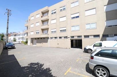 Apartamento T2 para Arrendamento em Custóias, Leça do Balio e Guifões