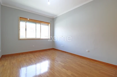 Apartamento T2 para Arrendamento em Custóias, Leça do Balio e Guifões