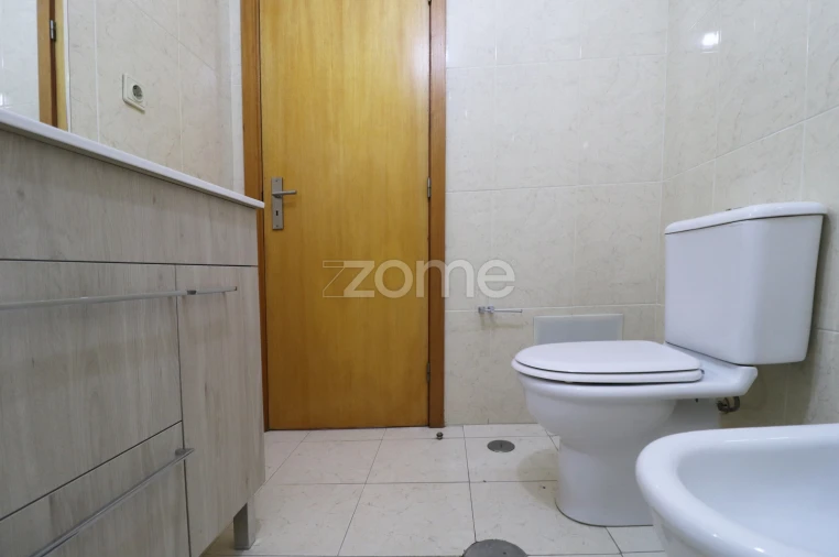Apartamento T2 para Arrendamento em Custóias, Leça do Balio e Guifões Foto 8