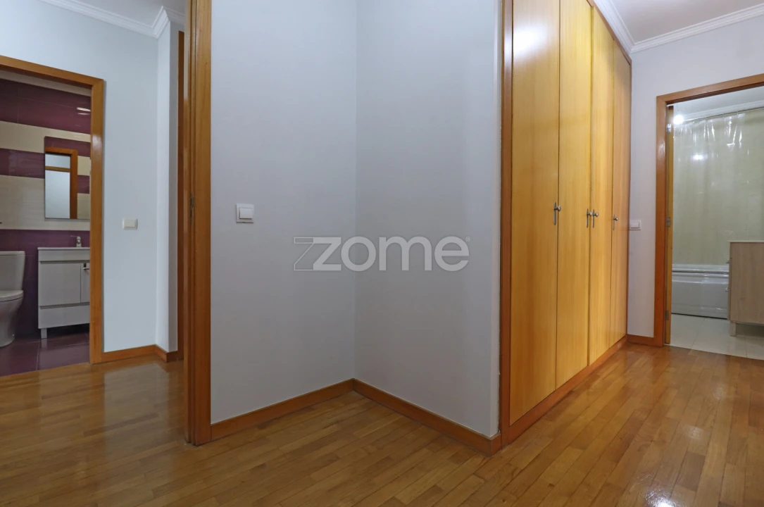 Apartamento T2 para Arrendamento em Custóias, Leça do Balio e Guifões Foto 10