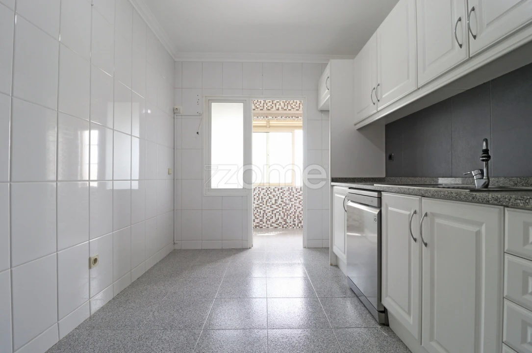 Apartamento T2 para Arrendamento em Custóias, Leça do Balio e Guifões Foto 27