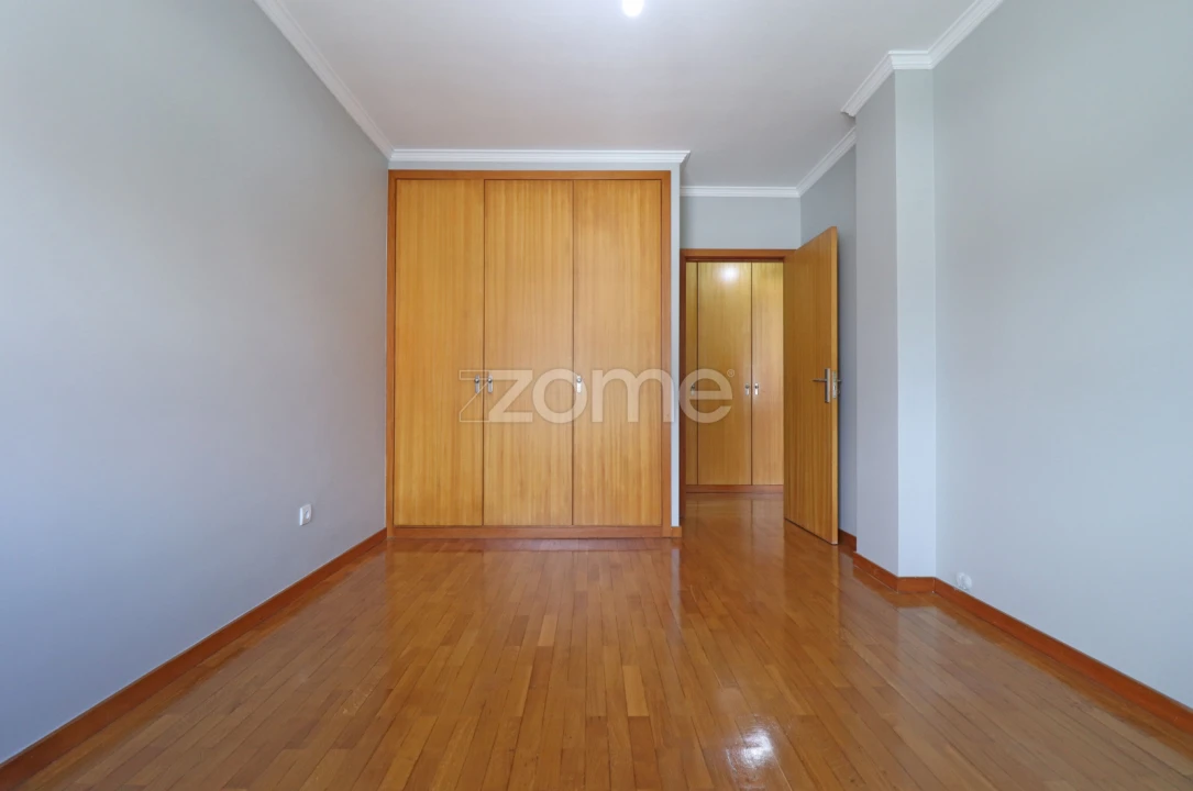Apartamento T2 para Arrendamento em Custóias, Leça do Balio e Guifões Foto 5