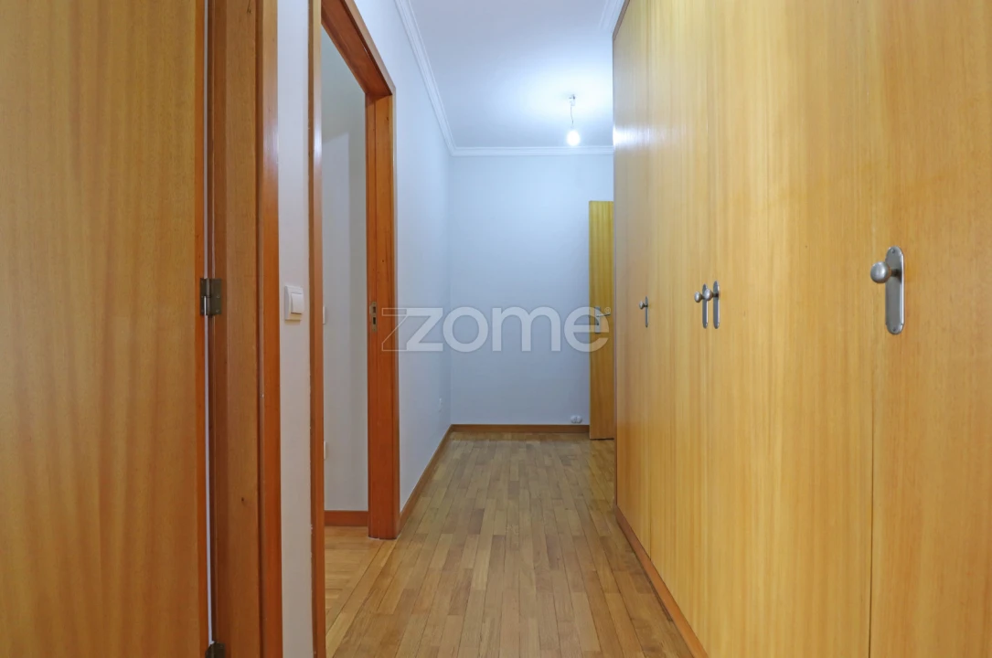Apartamento T2 para Arrendamento em Custóias, Leça do Balio e Guifões Foto 9