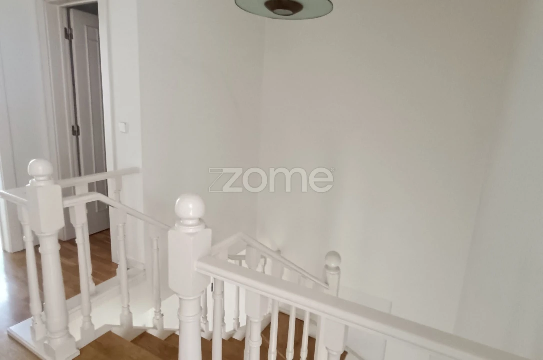 Apartamento T4 para Venda em Santa Maria, São Pedro e Matacães Foto 13