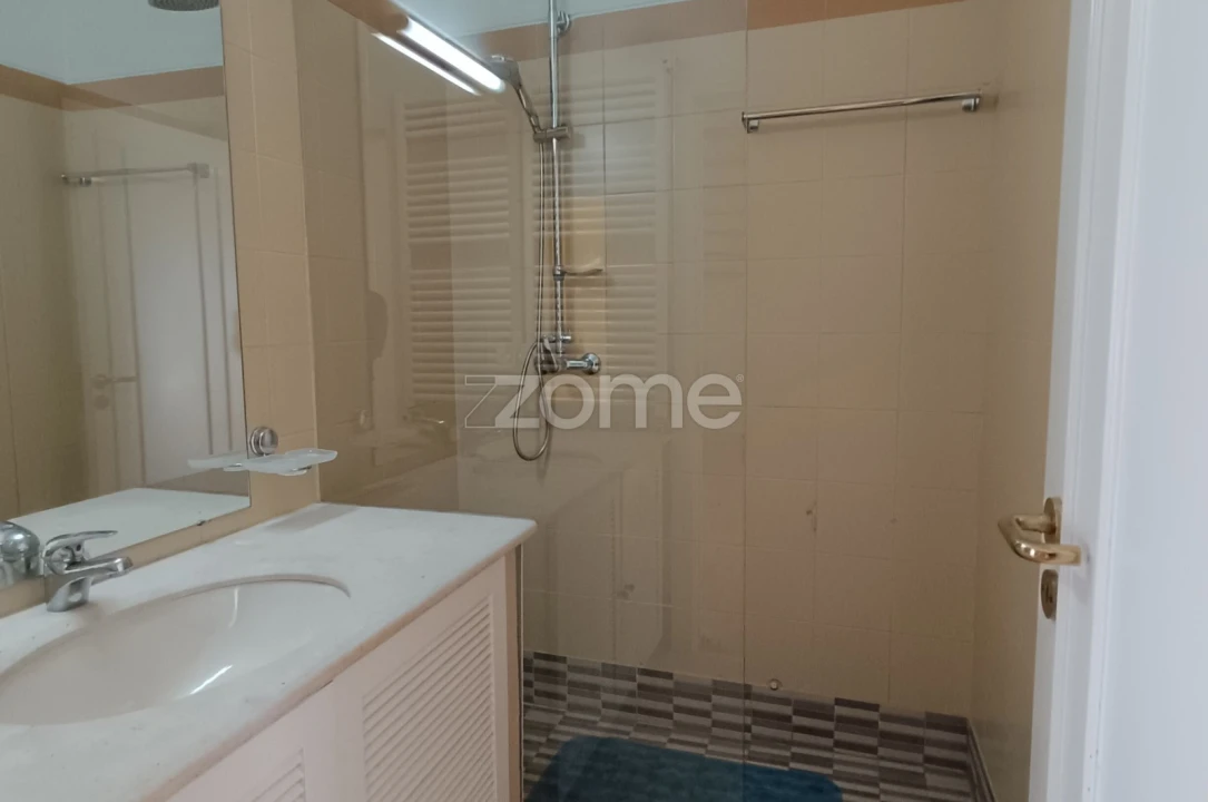 Apartamento T4 para Venda em Santa Maria, São Pedro e Matacães Foto 26