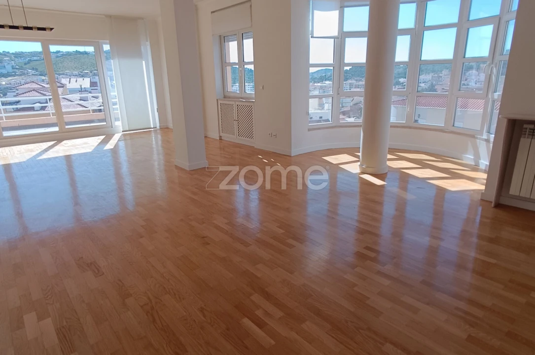 Apartamento T4 para Venda em Santa Maria, São Pedro e Matacães Foto 5