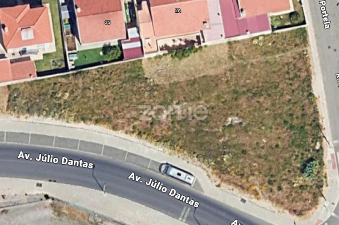 Terreno para Venda em São Domingos de Rana Foto 3