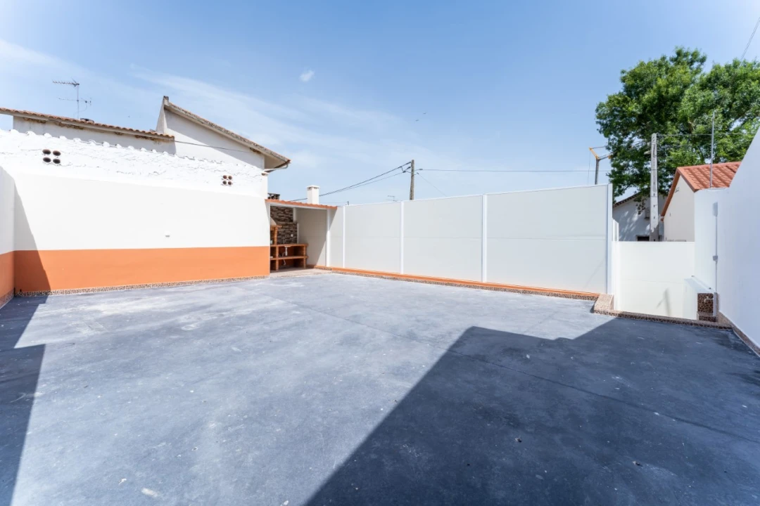 Moradia T3 para Venda em Alcobaça e Vestiaria Foto 31