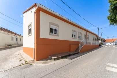 Moradia T3 para Venda em Alcobaça e Vestiaria