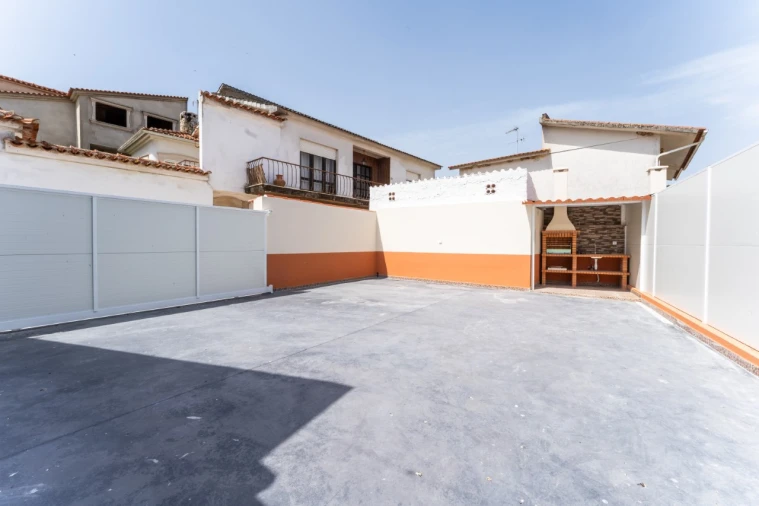 Moradia T3 para Venda em Alcobaça e Vestiaria Foto 30