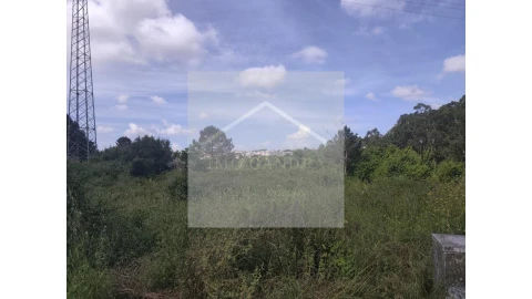 Terreno para Venda em Baguim do Monte (Rio Tinto)
