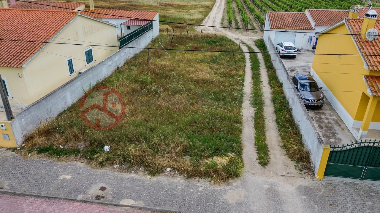 Moradia T3 para Venda em Muge Foto 4