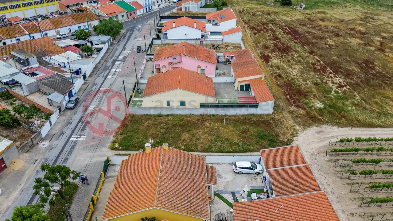 Moradia T3 para Venda em Muge Foto 1