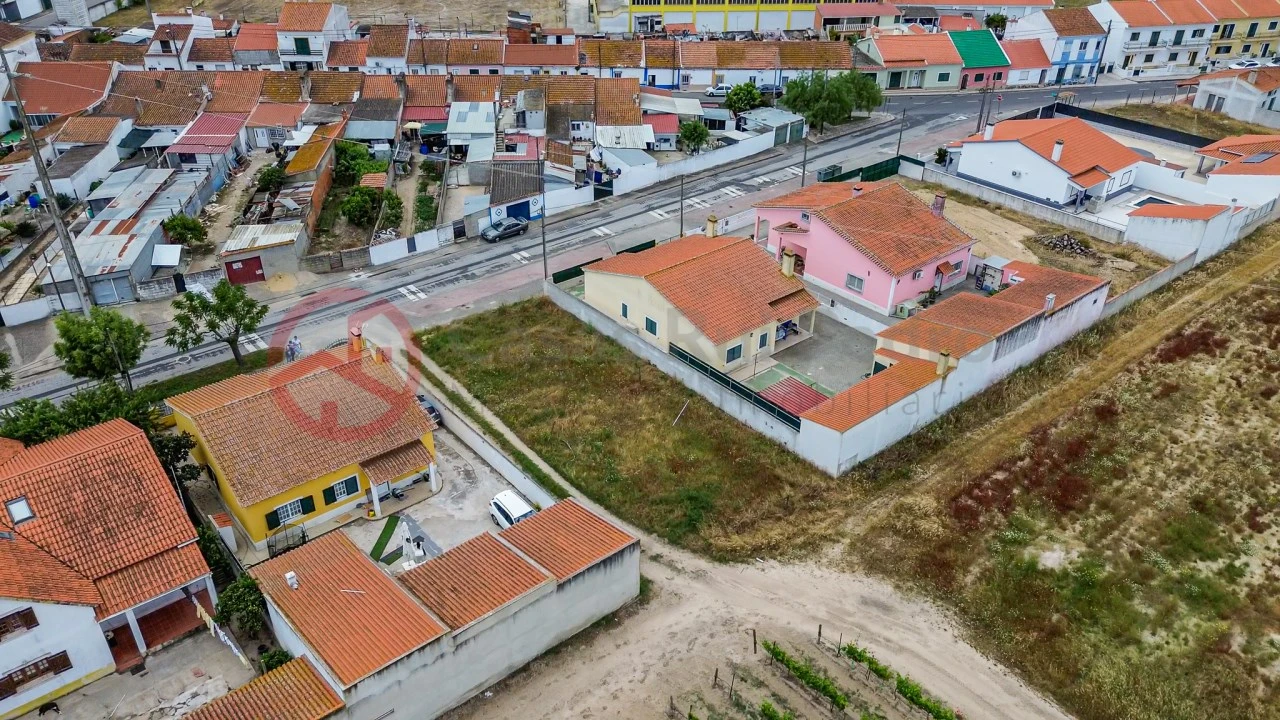 Moradia T3 para Venda em Muge Foto 5