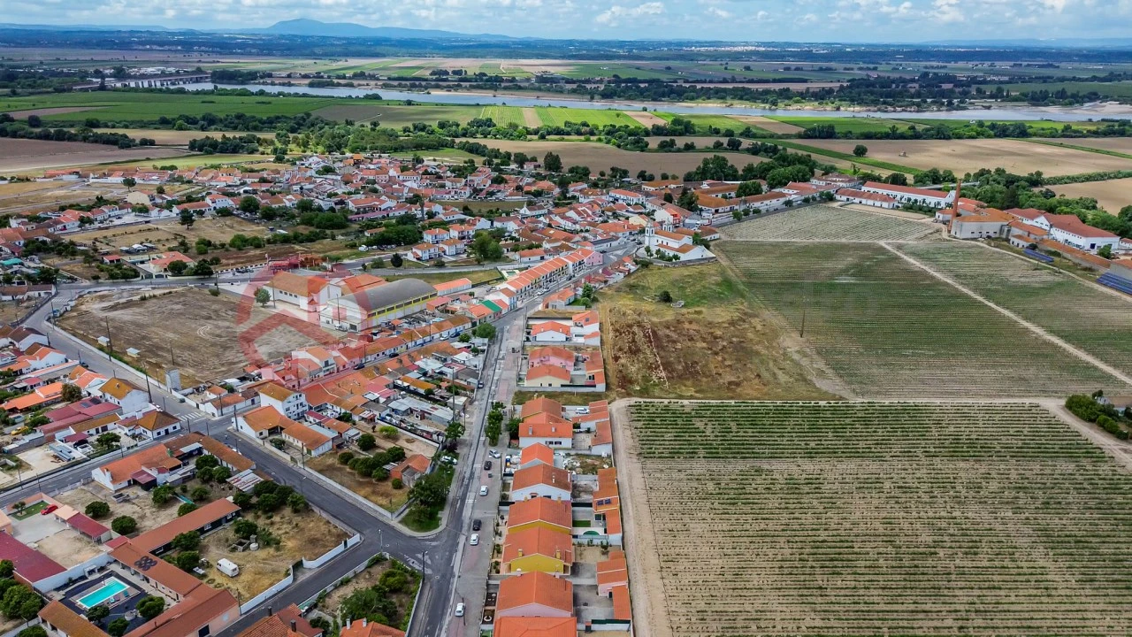 Moradia T3 para Venda em Muge Foto 23