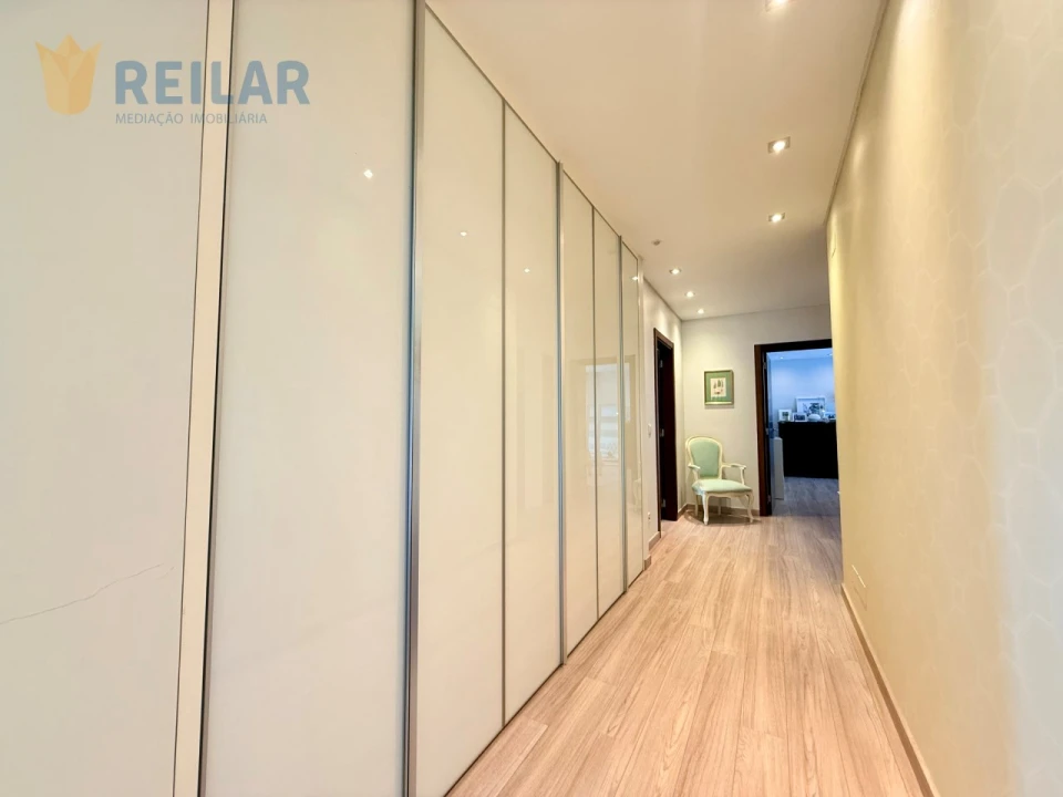 Moradia T4 para Venda em Santa Iria de Azoia, São João da Talha e Bobadela Foto 42