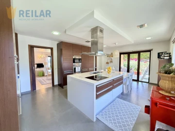 Moradia T4 para Venda em Santa Iria de Azoia, São João da Talha e Bobadela