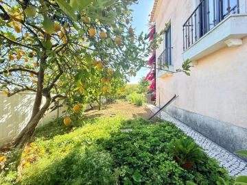 Moradia T4 para Venda em Santa Iria de Azoia, São João da Talha e Bobadela