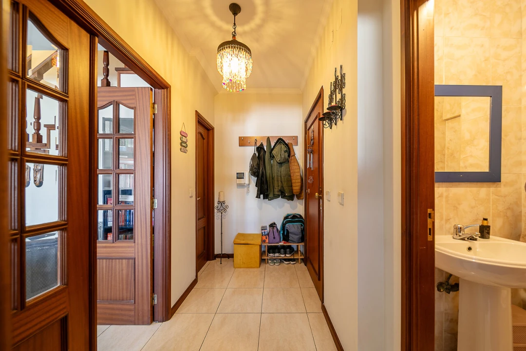 Apartamento T2 para Venda em Canidelo Foto 4