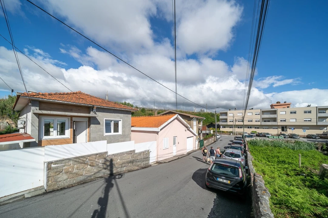 Moradia T4 para Venda em Madalena Foto 58