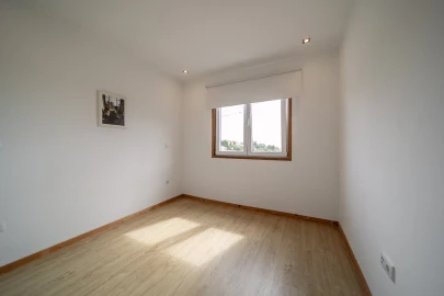 Moradia T4 para Venda em Madalena